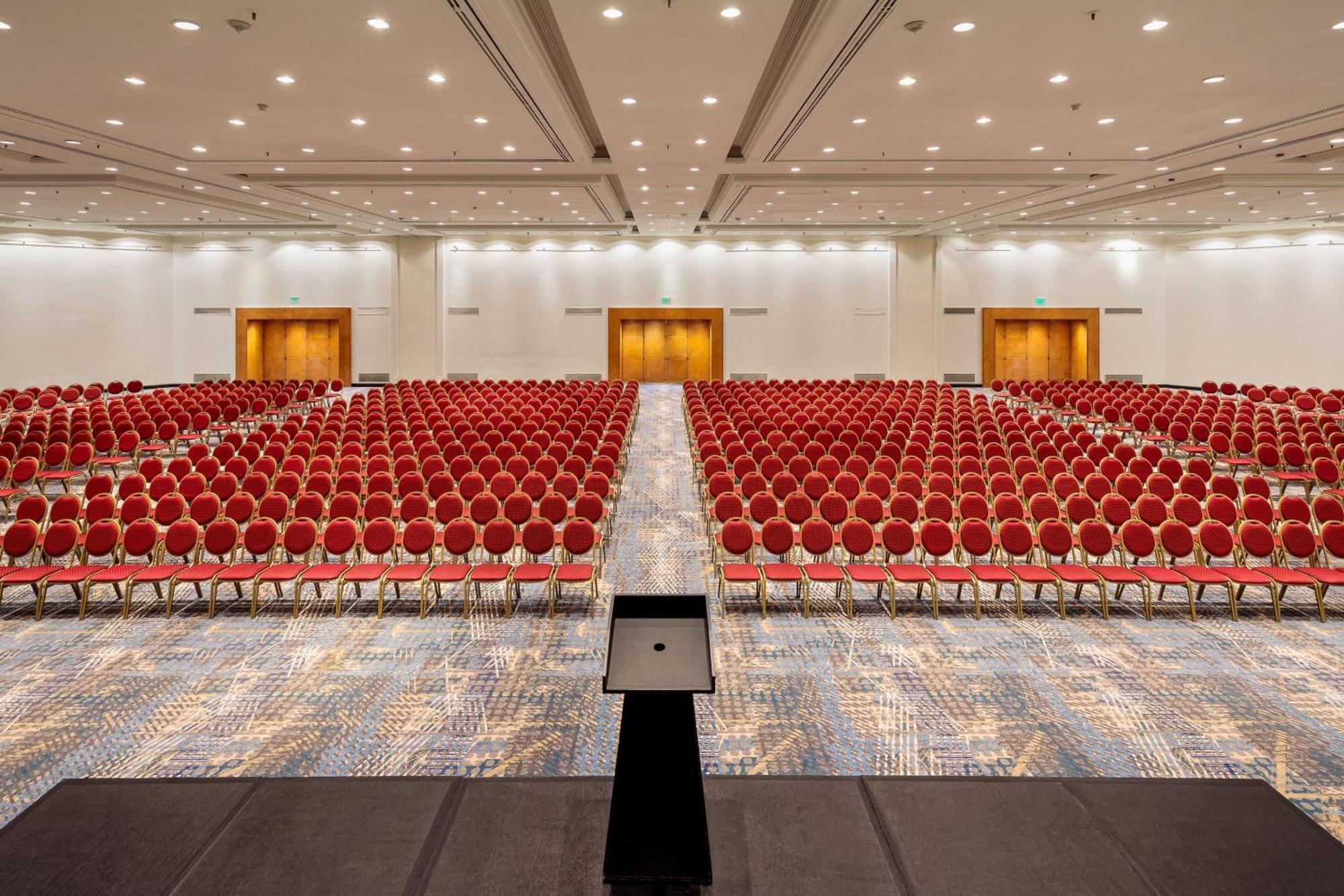 Sheraton Buenos Aires Hotel & Convention Center Exterior photo The main conference hall